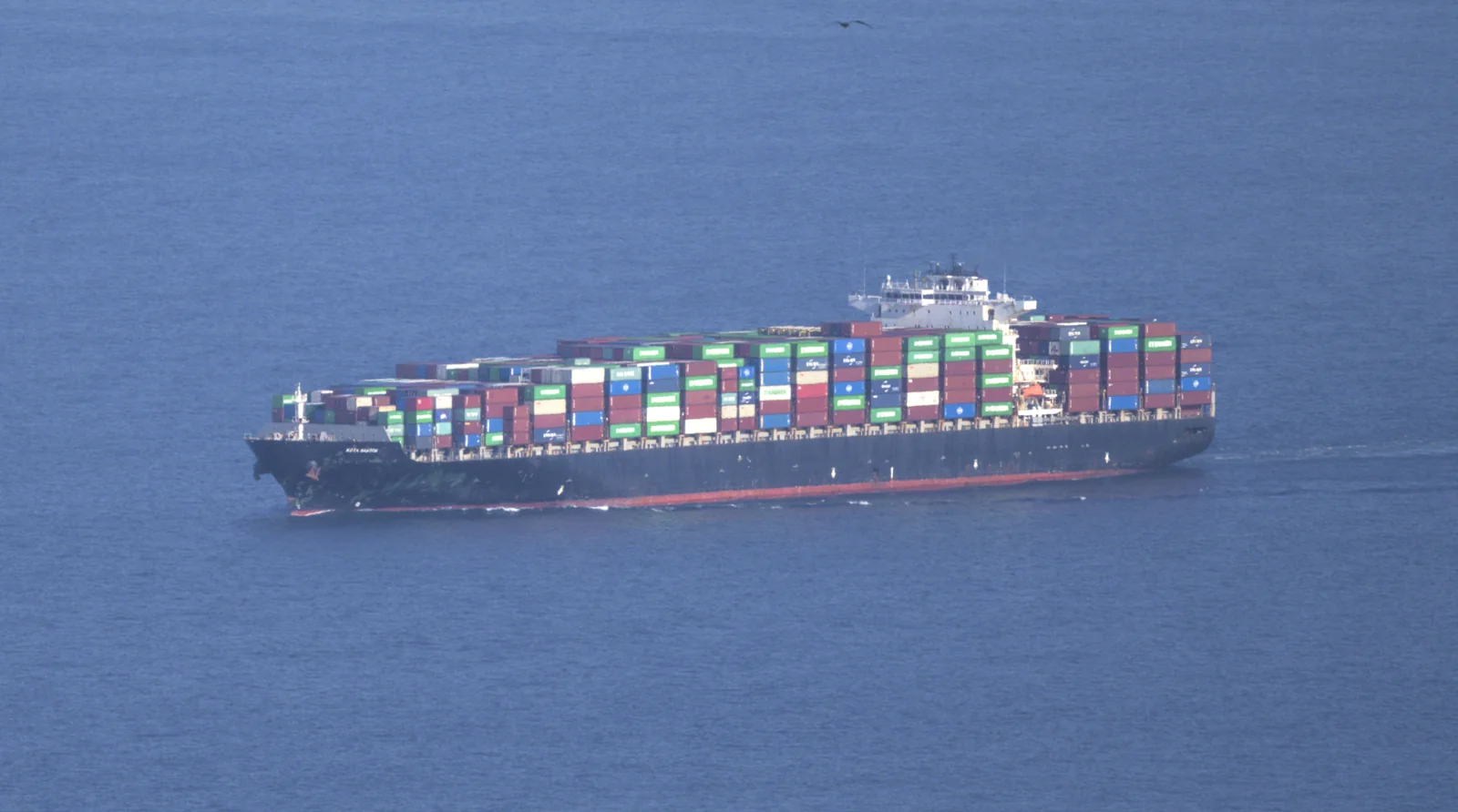 FOB vs CIF vs CFR for Brazilian Imports: Which Incoterm Should You Choose? — illustrative scene