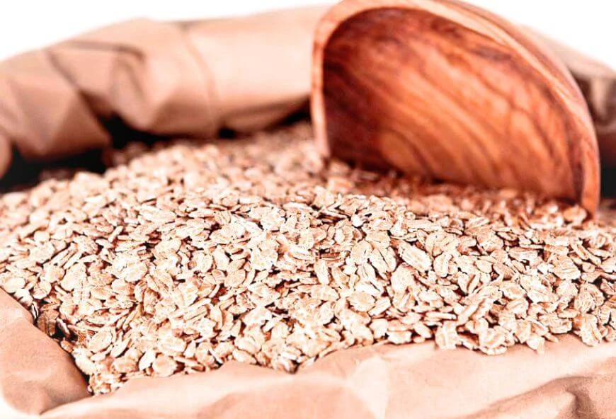 Red wheat flakes — product reference photograph